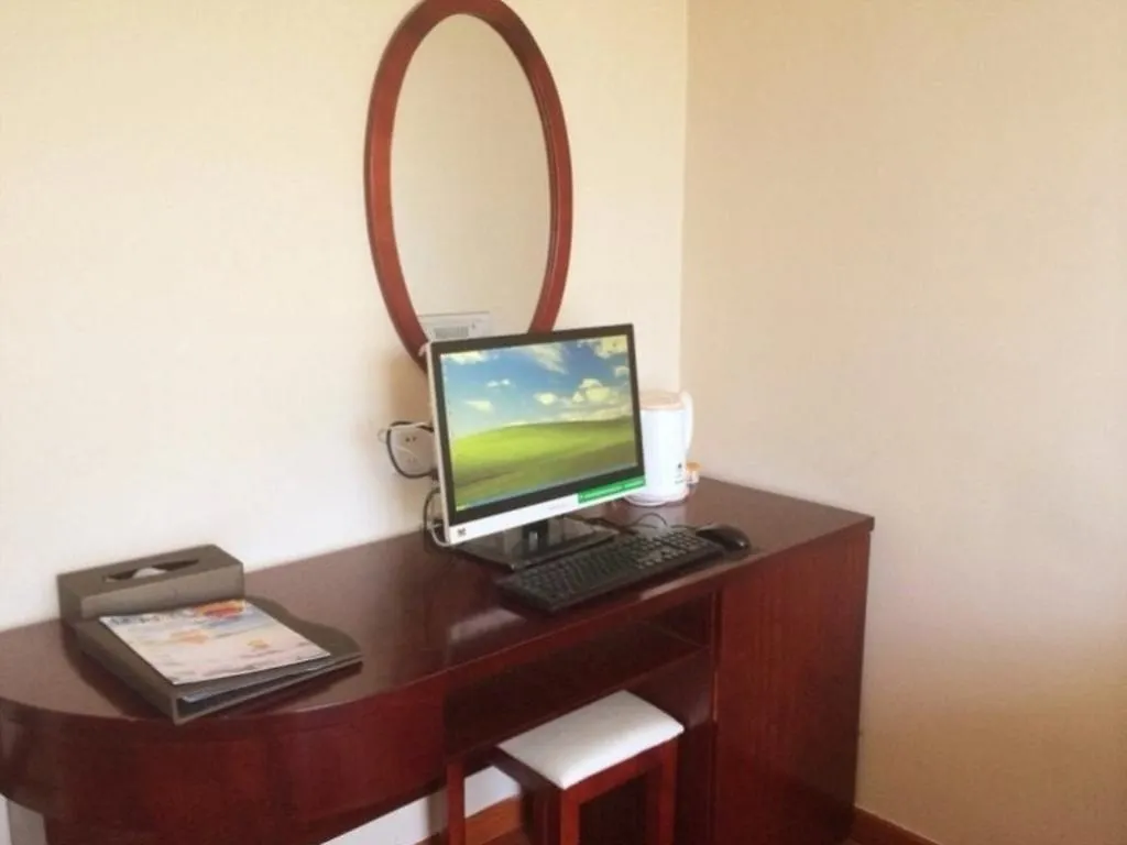 Greentree Inn Sanya Bar Street Linchunhe Road Business Hotel