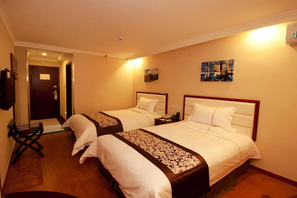 Greentree Inn Sanya Bar Street Linchunhe Road Business Hotel
