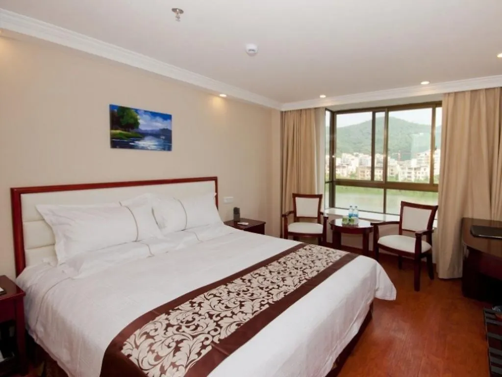 Greentree Inn Sanya Bar Street Linchunhe Road Business Hotel
